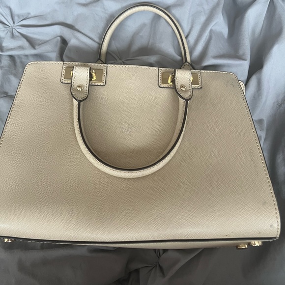 Michael Kors Medium Quinn Satchel Bisque - Picture 2 of 7